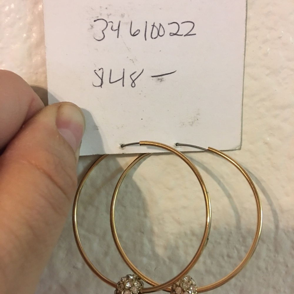 Gold hoops - Picture 2 of 2